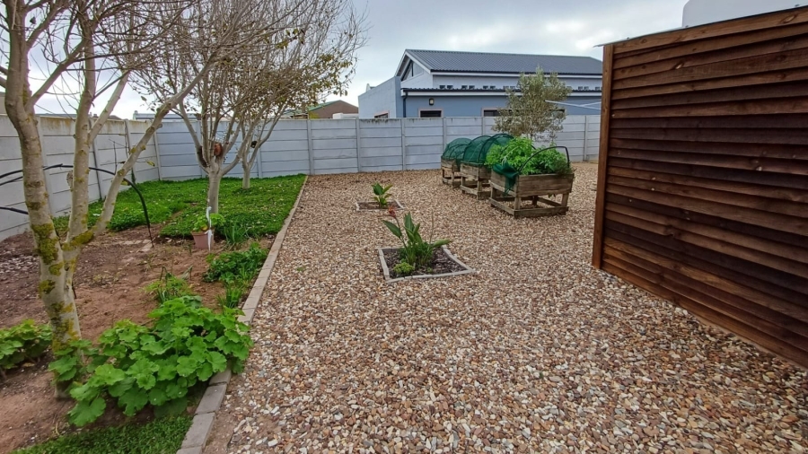 3 Bedroom Property for Sale in Britannia Bay Western Cape